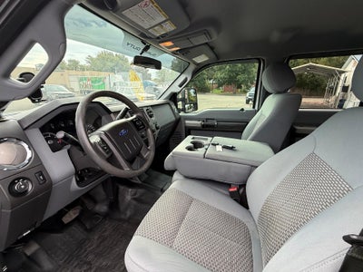 2016 Ford Super Duty F-250 SRW 4WD Crew Cab 6-3/4 Ft Box XL