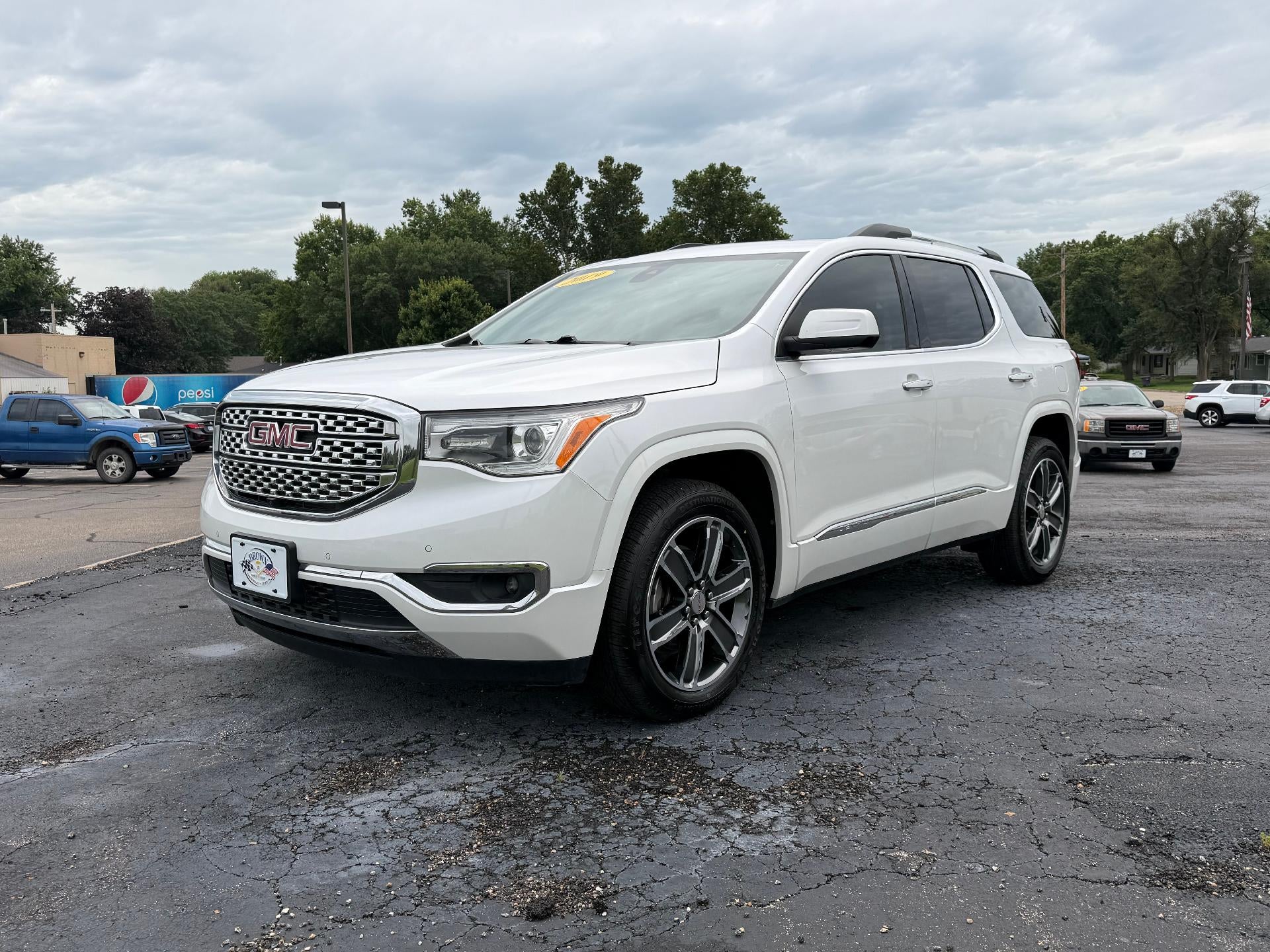 2019 GMC Acadia AWD Denali
