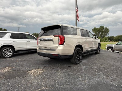 2022 GMC Yukon XL 4WD 4dr SLT
