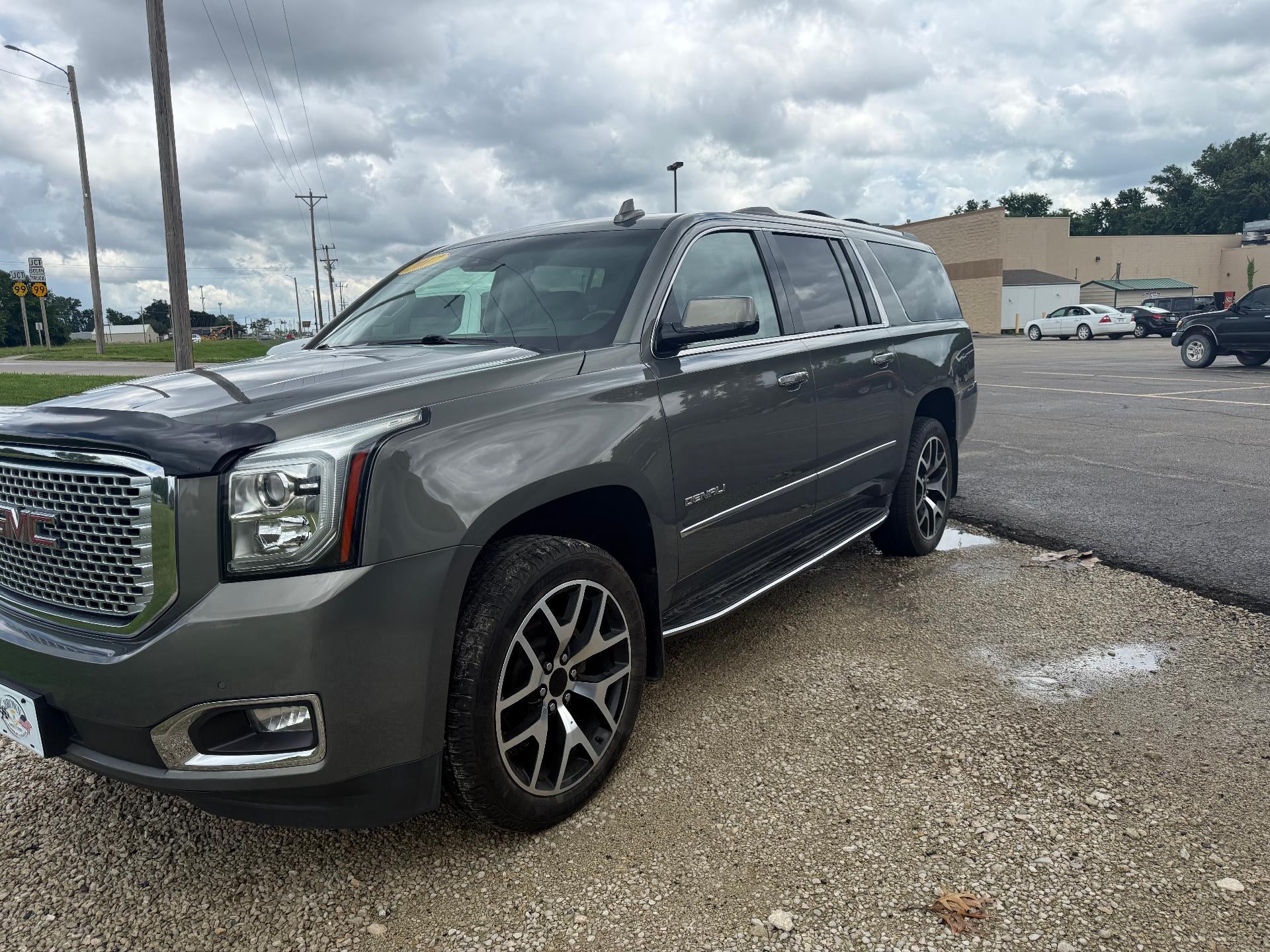 2017 GMC Yukon Denali AWD's photo