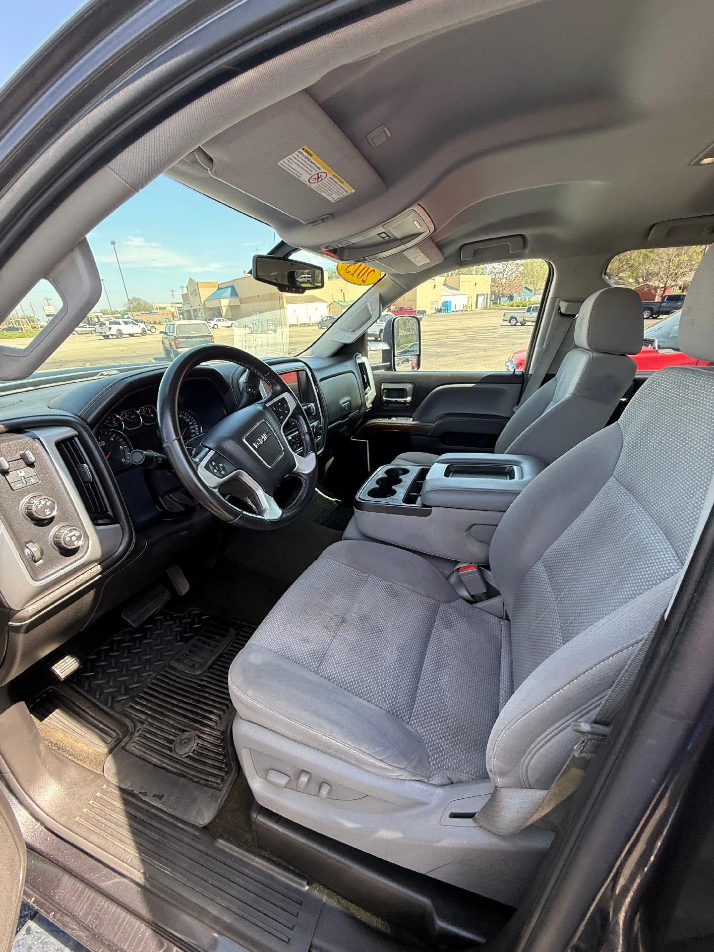 2015 GMC Sierra 2500 HD Double Cab Standard Box 4-Wheel Drive SLE