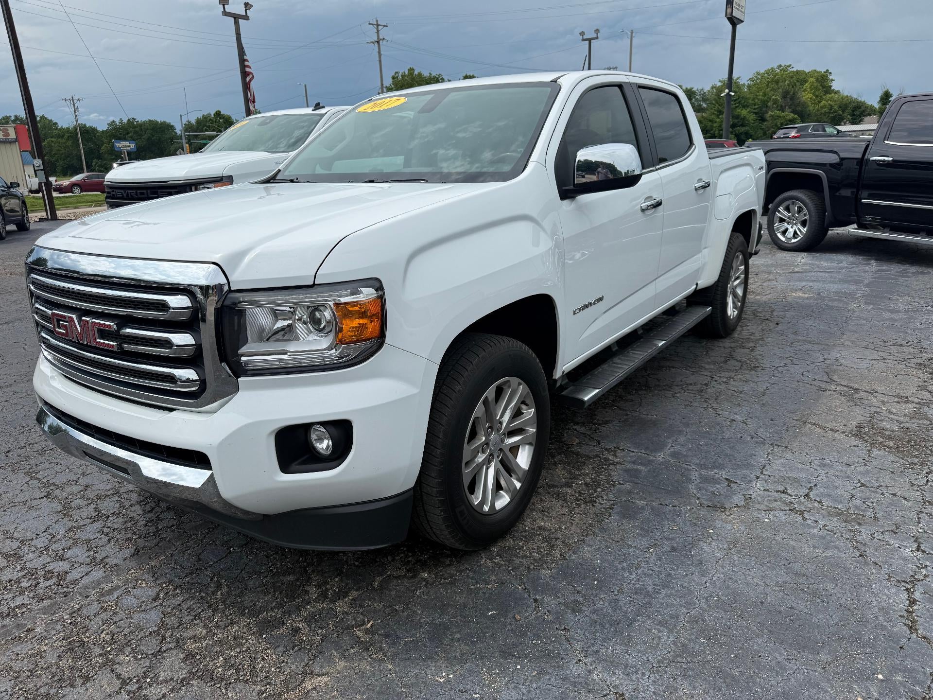 2017 GMC Canyon Crew Cab Short Box 4-Wheel Drive SLT