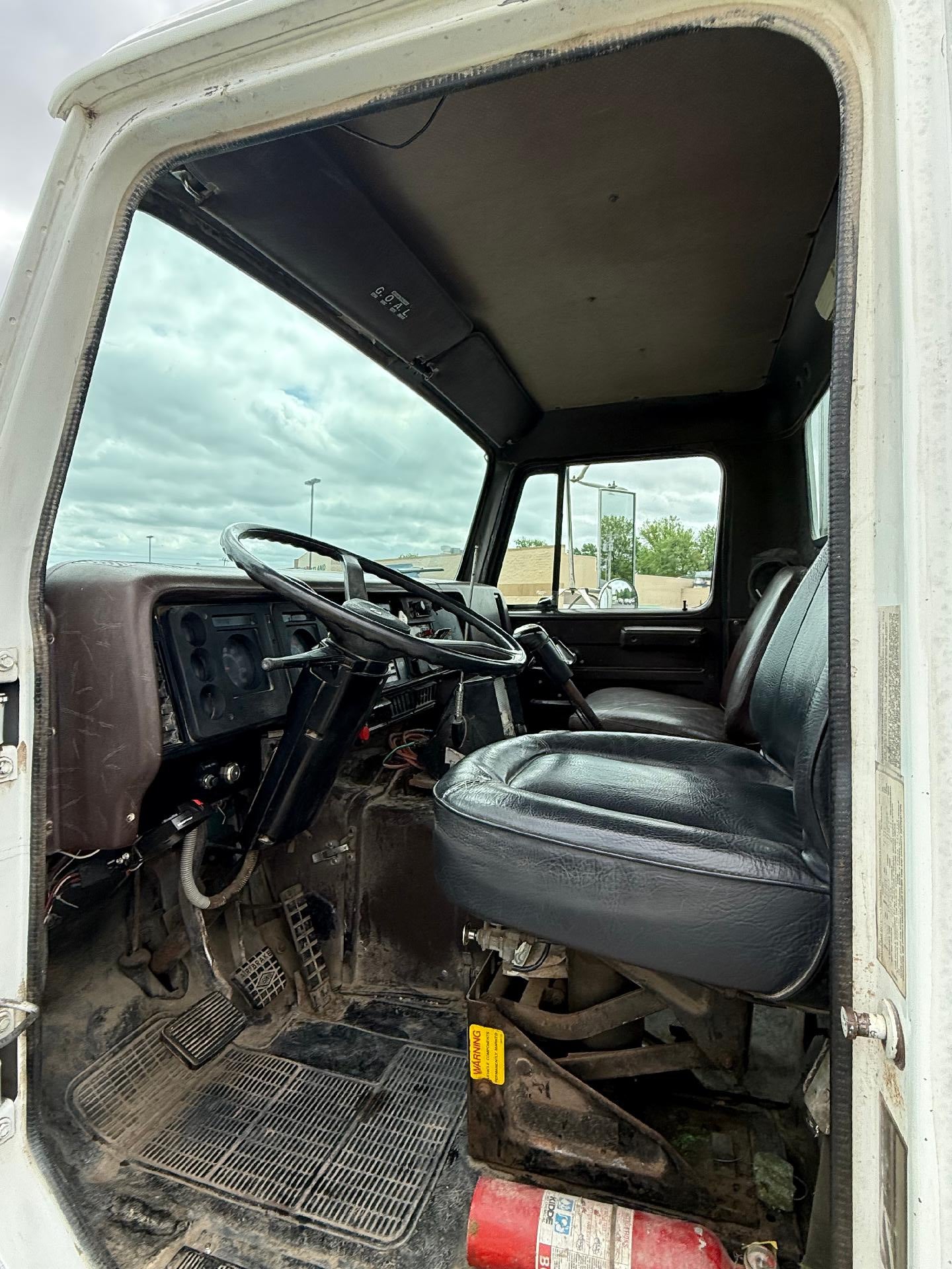 1988 INTERNATIO REG Base