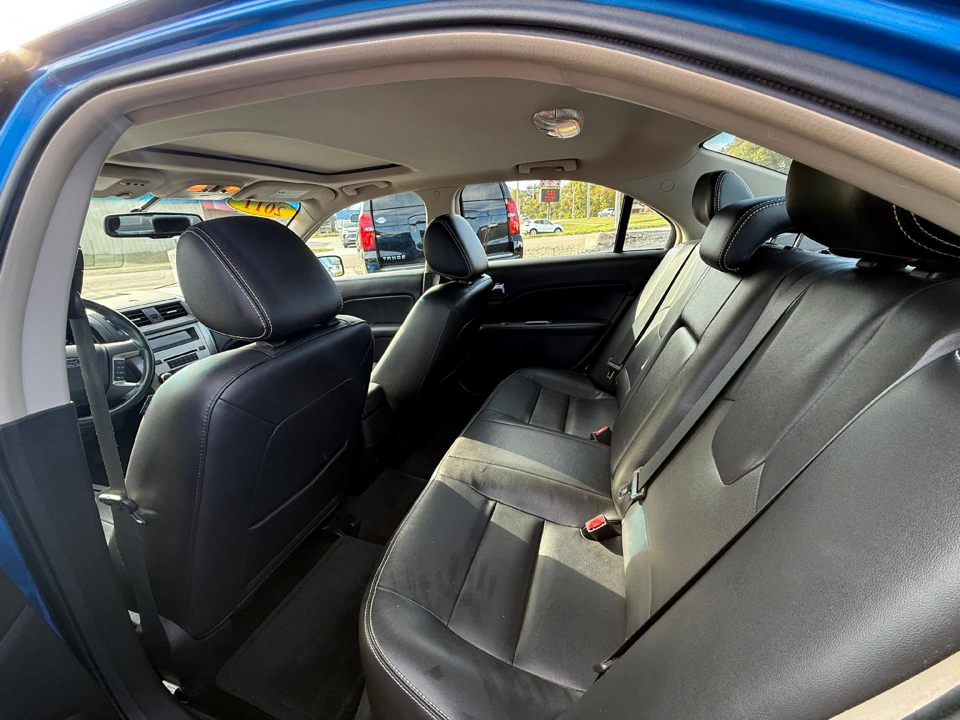 2011 Ford Fusion 4dr Sdn SEL FWD