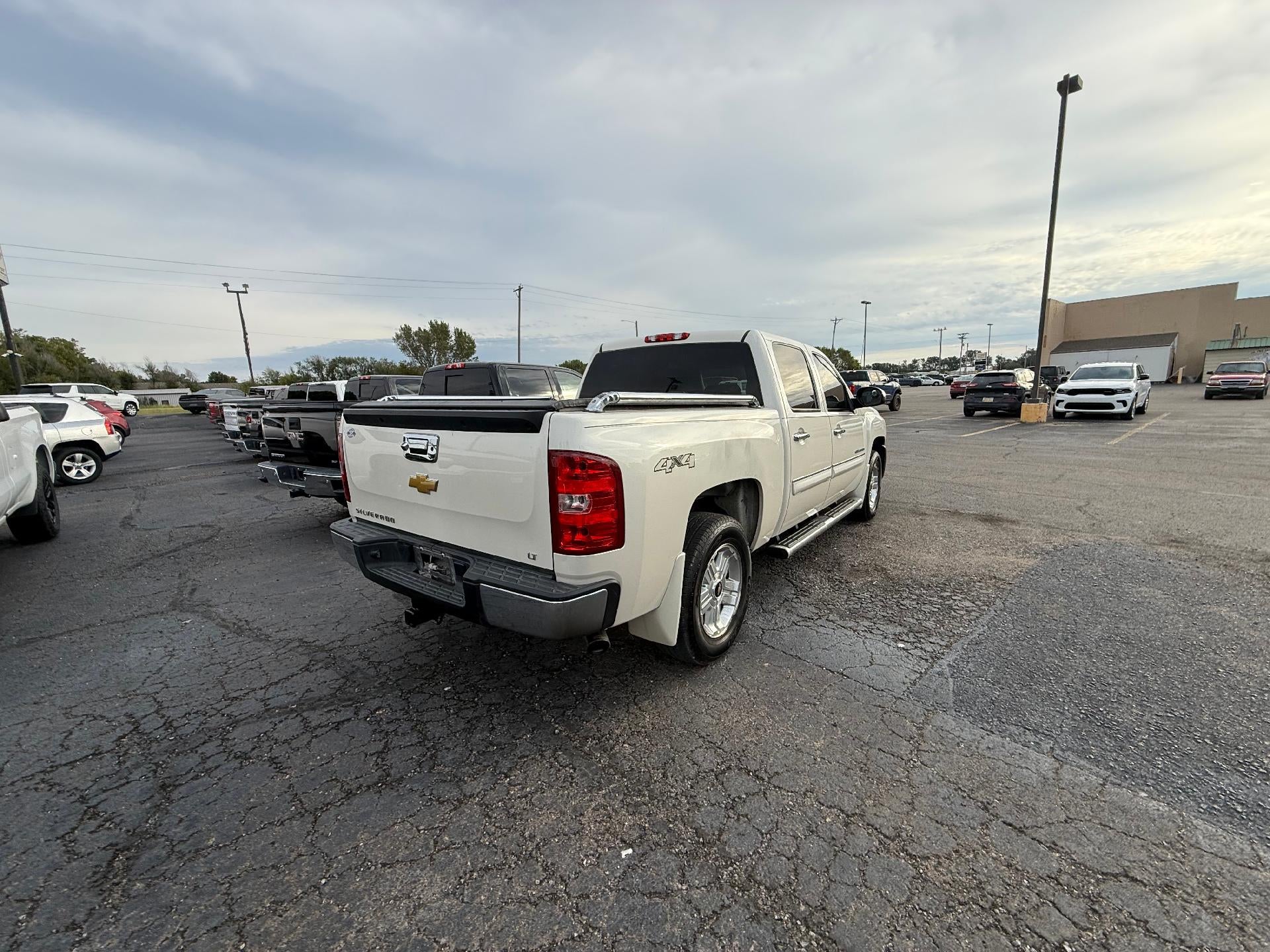 2013 Chevrolet Silverado 1500 Crew Cab Short Box 4-Wheel Drive LT