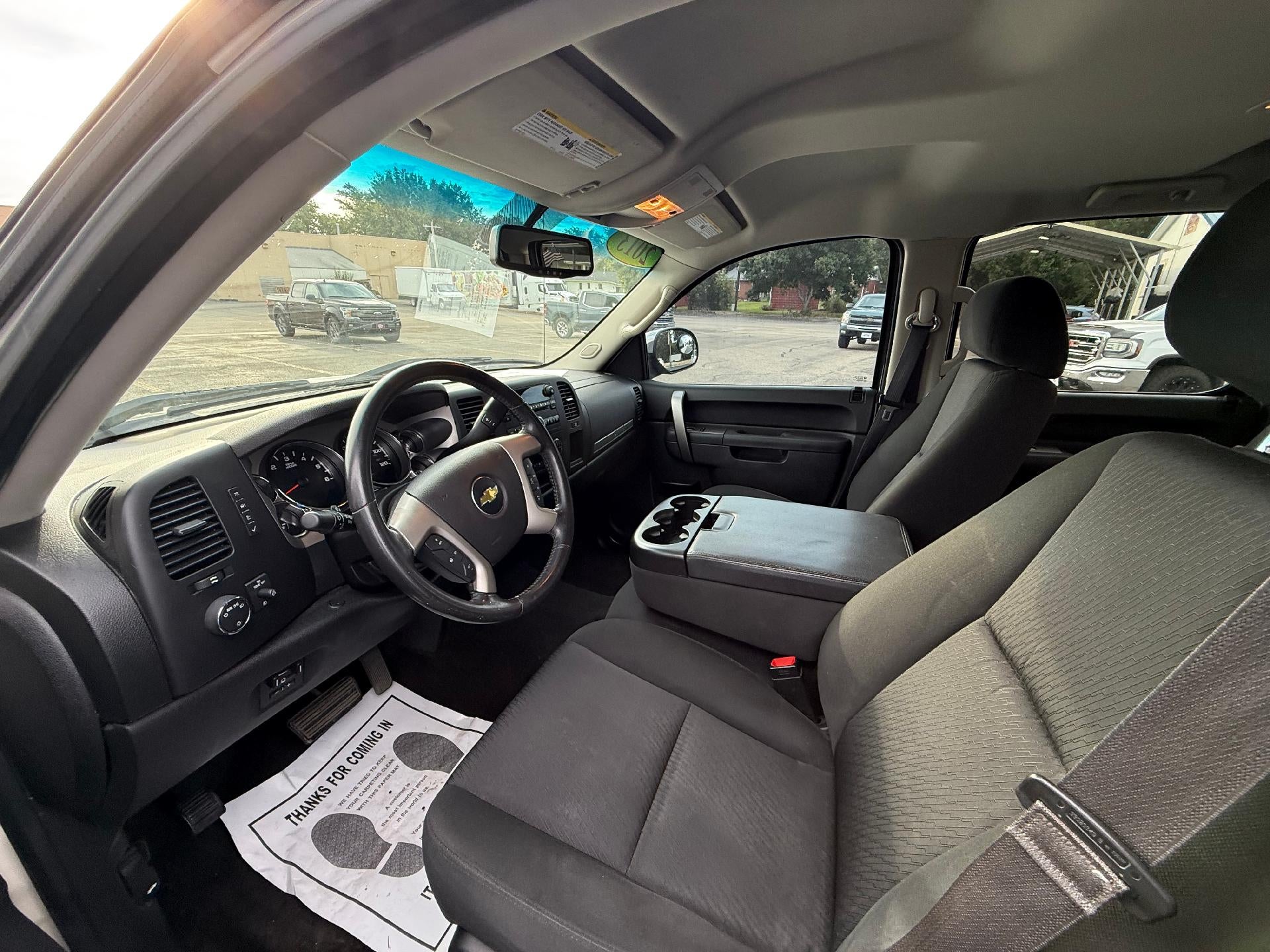 2013 Chevrolet Silverado 1500 Crew Cab Short Box 4-Wheel Drive LT