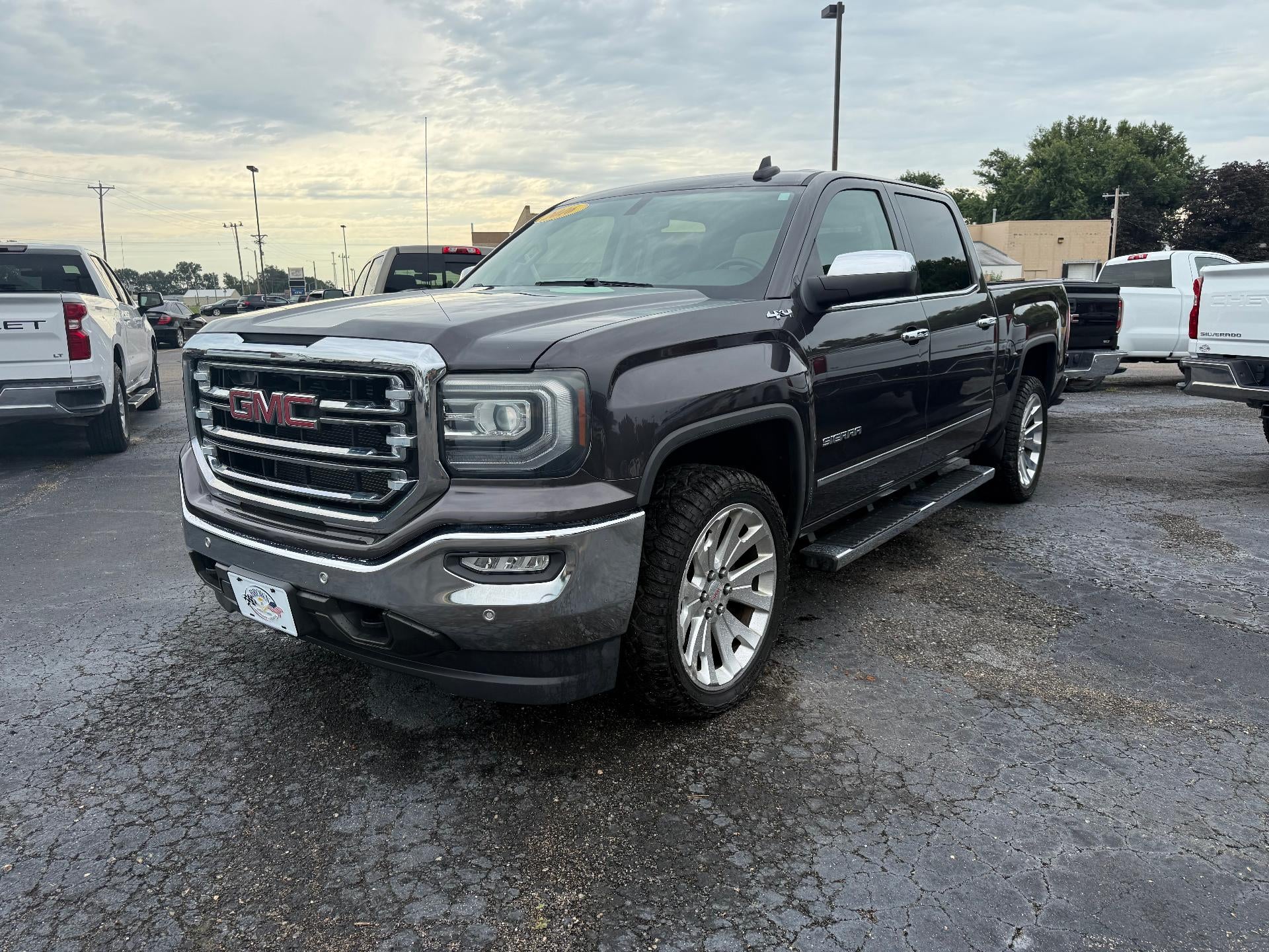 2016 GMC Sierra 1500 Crew Cab Short Box 4-Wheel Drive SLT