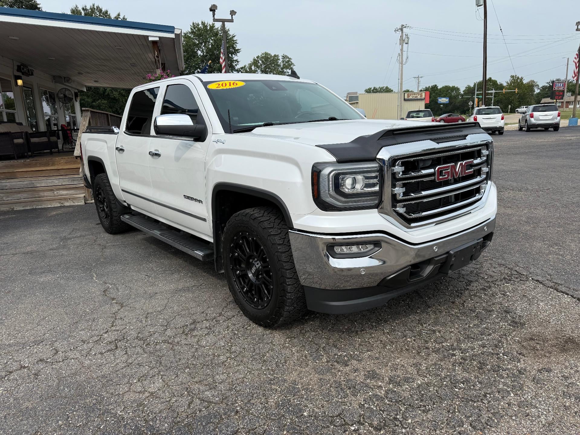 2016 GMC Sierra 1500 Crew Cab Short Box 4-Wheel Drive SLT
