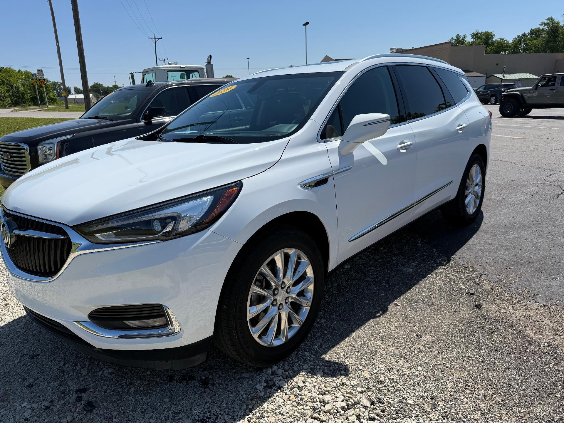 2019 Buick Enclave Essence AWD